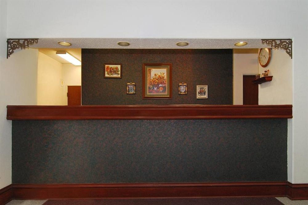 Days Inn By Wyndham Kentland Exterior photo